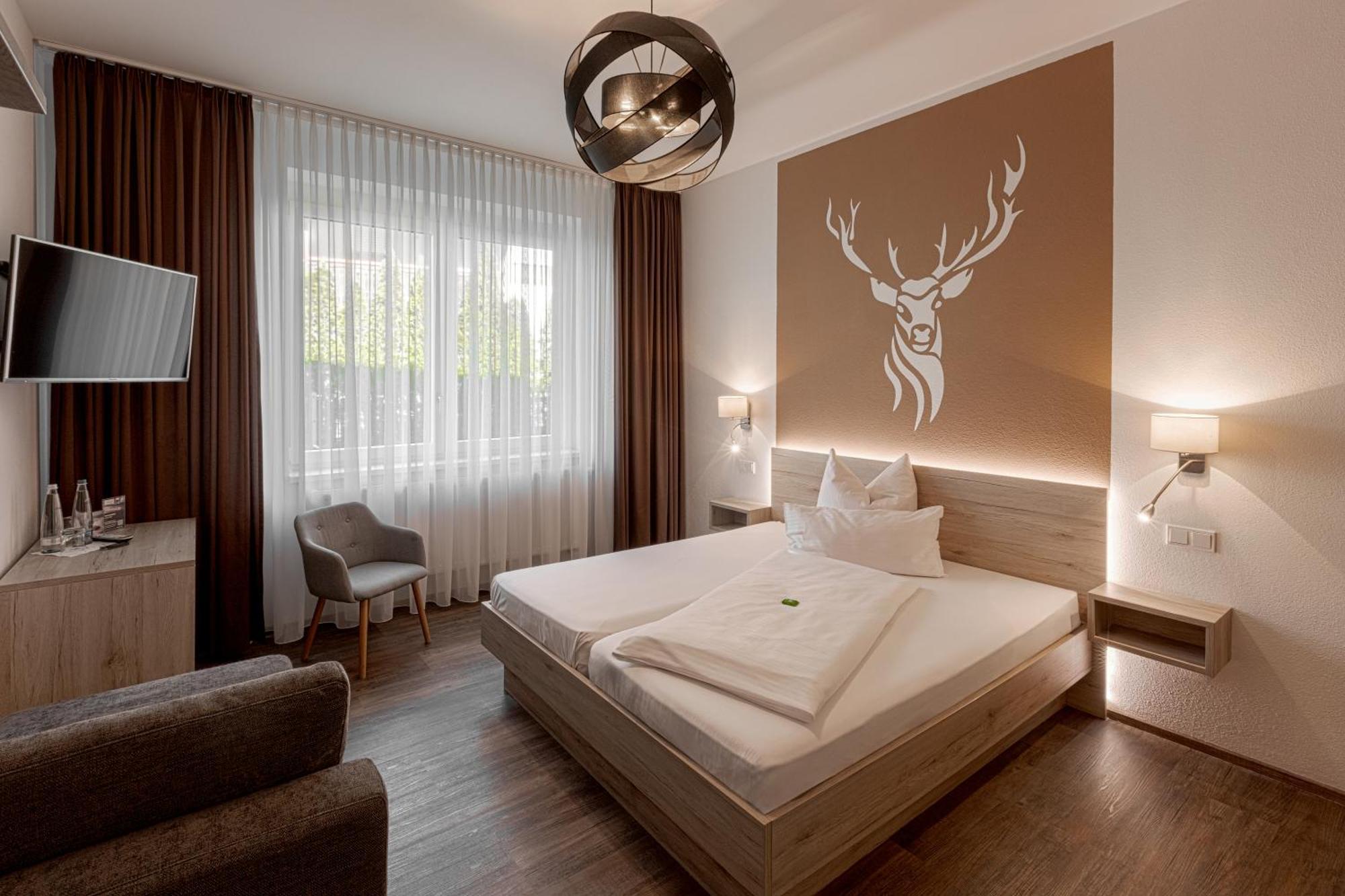 Hotel Kitz Ehemals Schlemmerhuette Langweid Dış mekan fotoğraf