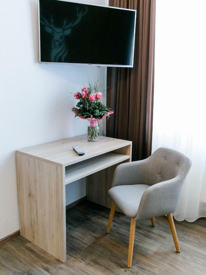 Hotel Kitz Ehemals Schlemmerhuette Langweid Dış mekan fotoğraf